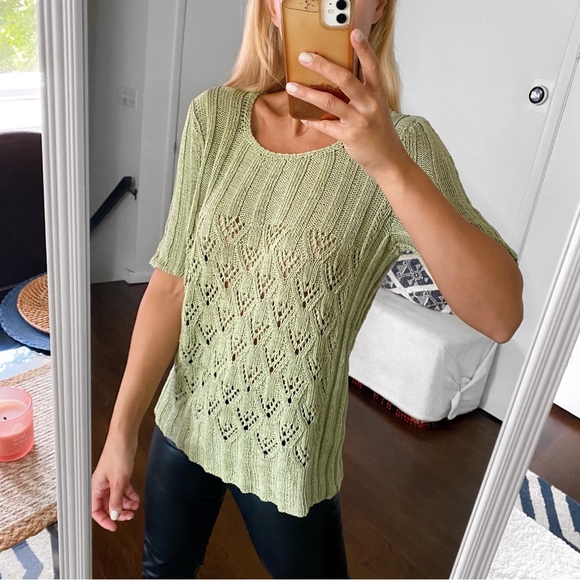 🌿 CASUAL GREEN CROCHET KNIT SHIRT SLEEVE TOP! - Picture 3 of 10